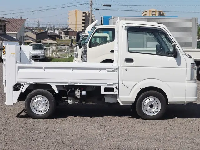 日産 クリッパートラック EBD-DR16T(4WD)の写真8
