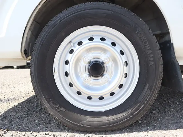 日産 クリッパートラック EBD-DR16T(4WD)の写真27