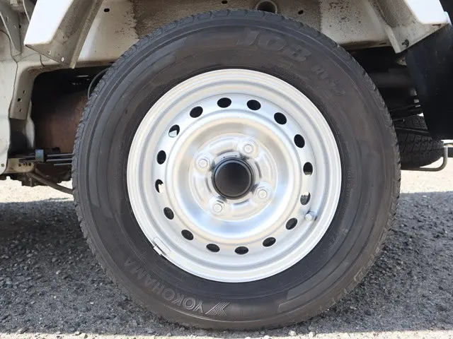 日産 クリッパートラック EBD-DR16T(4WD)の写真28