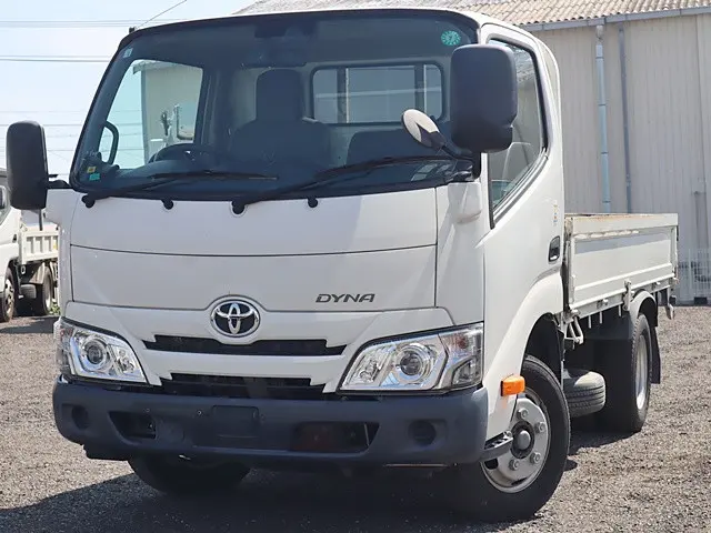 トヨタ ダイナ 2RG-XZU605(2WD)の写真1