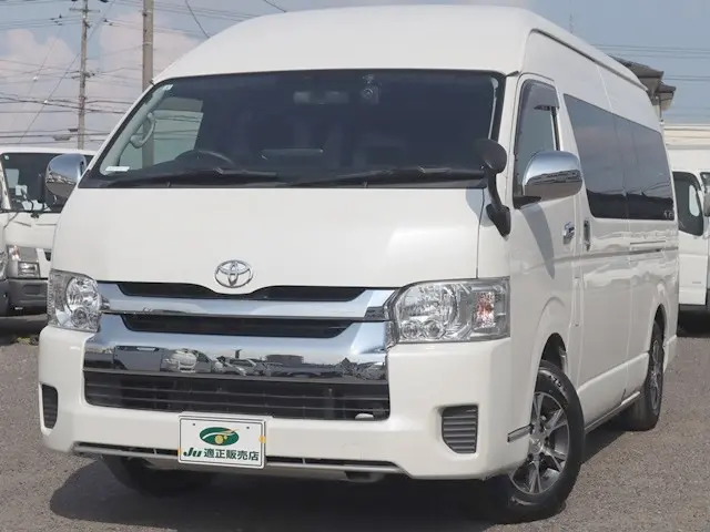 トヨタ ハイエース CBA-TRH229W(4WD)の写真2