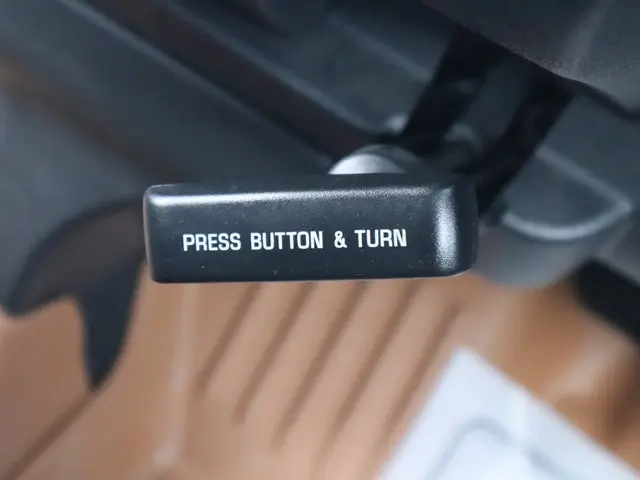 トヨタ ハイエース CBA-TRH229W(4WD)の写真39