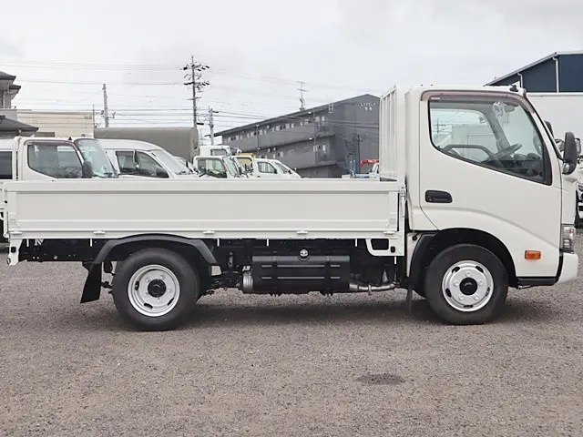 トヨタ トヨエース TPG-XZC605(2WD)の写真8