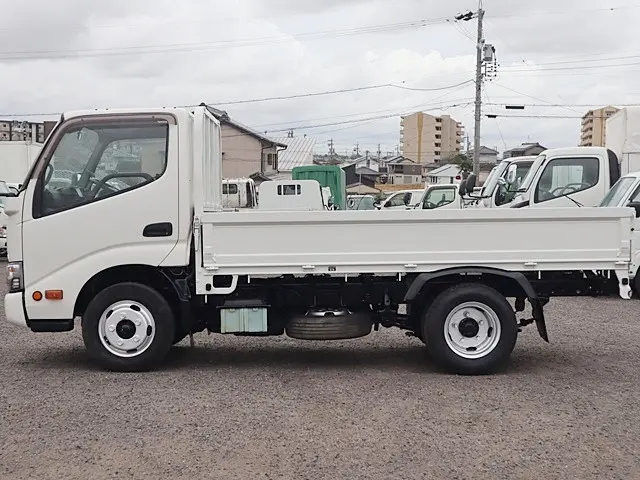 トヨタ トヨエース TPG-XZC605(2WD)の写真9