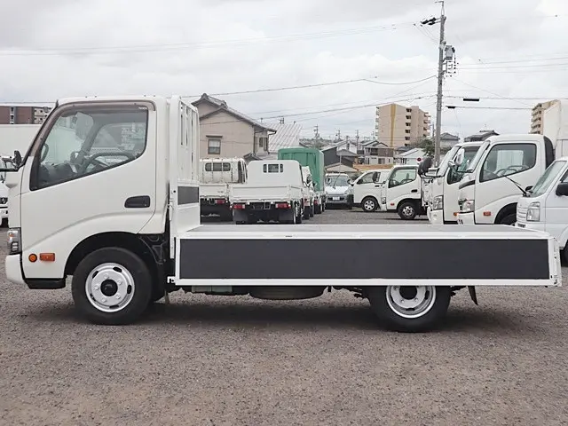 トヨタ トヨエース TPG-XZC605(2WD)の写真13