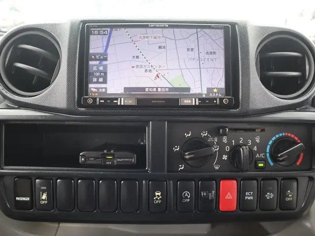 トヨタ トヨエース TPG-XZC605(2WD)の写真34