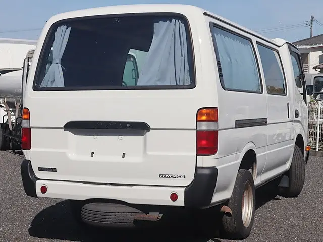 トヨタ トヨエース TKG-XZC605V(2WD)の写真2