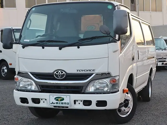 トヨタ トヨエース TKG-XZC605V(2WD)の写真2