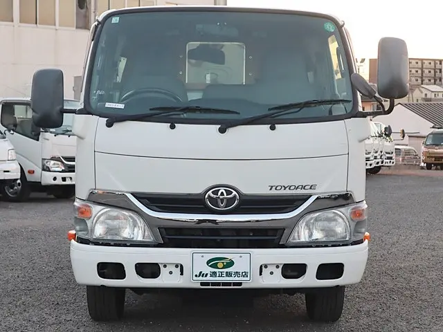 トヨタ トヨエース TKG-XZC605V(2WD)の写真3
