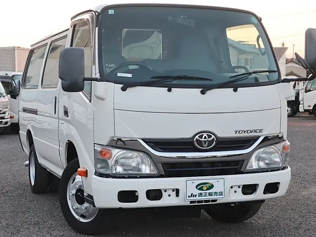 トヨタ トヨエース TKG-XZC605V(2WD)の写真4