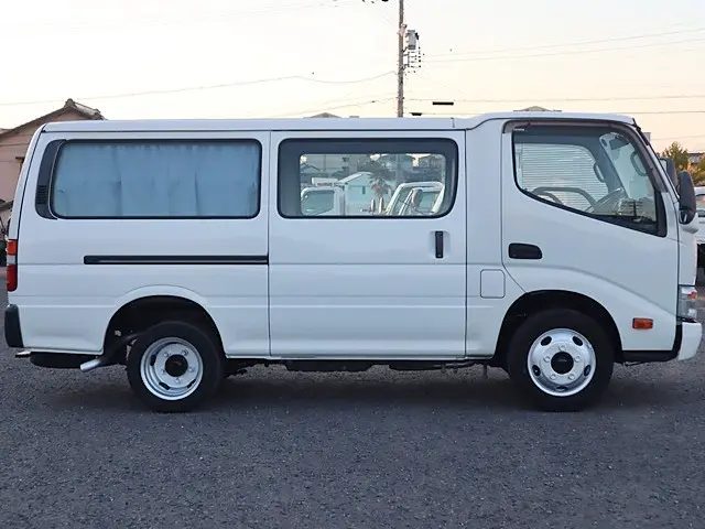 トヨタ トヨエース TKG-XZC605V(2WD)の写真8