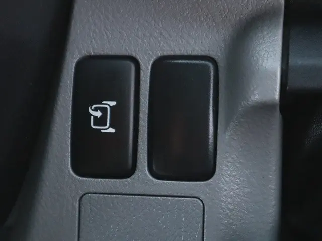 トヨタ トヨエース TKG-XZC605V(2WD)の写真37