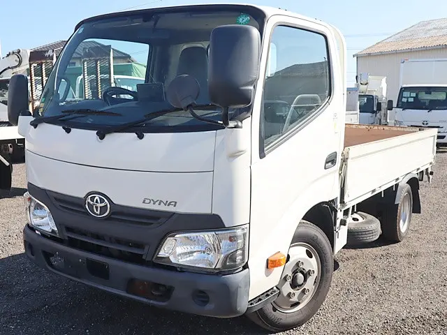 トヨタ ダイナ TKG-XZC605(2WD)の写真1