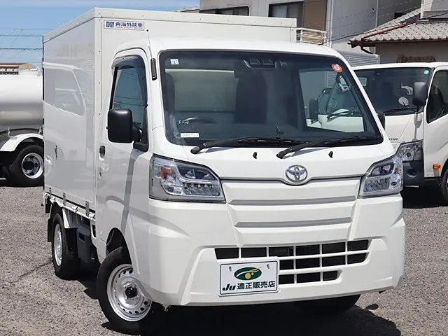 トヨタ ピクシストラック 3BD-S500U(2WD)の写真4