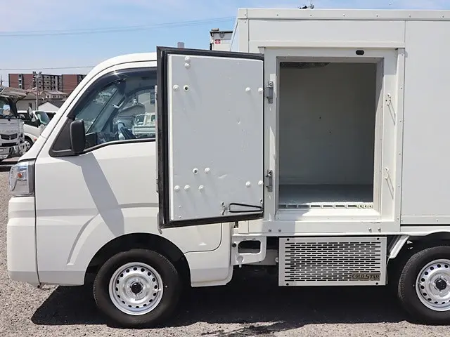 トヨタ ピクシストラック 3BD-S500U(2WD)の写真10