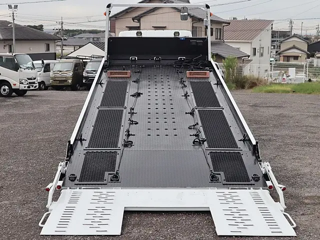 日産 アトラス TPG-FEB8W(2WD)の写真14