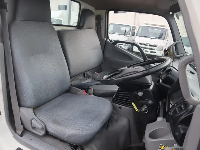日野 デュトロ TKG-XZC605M(2WD)の写真34