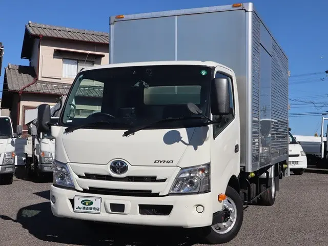 トヨタ ダイナ 2RG-XZU712(2WD)の写真2