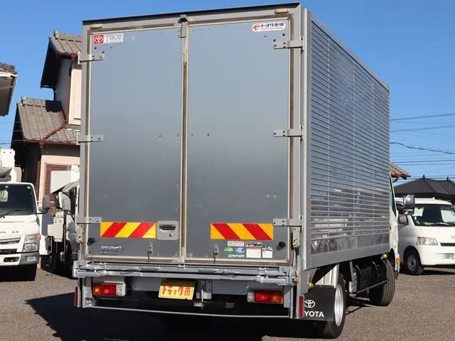 トヨタ ダイナ 2RG-XZU712(2WD)の写真5