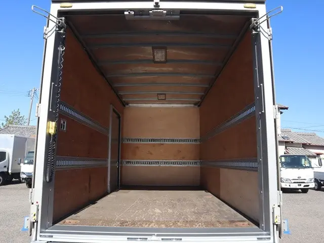 トヨタ ダイナ 2RG-XZU712(2WD)の写真12