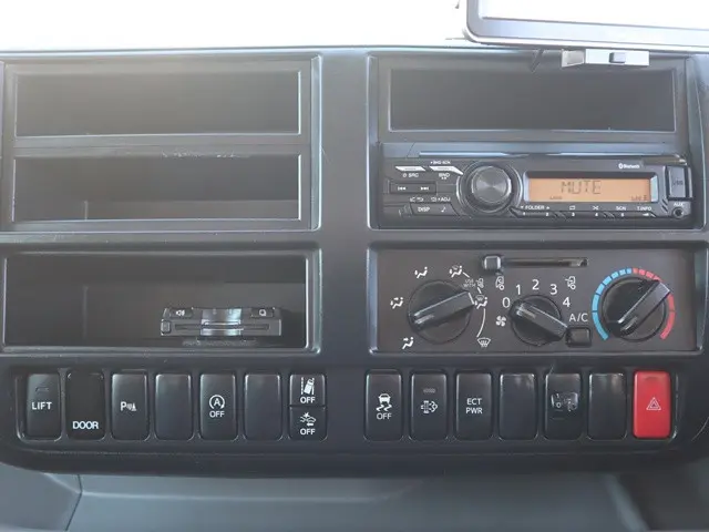 トヨタ ダイナ 2RG-XZU712(2WD)の写真43