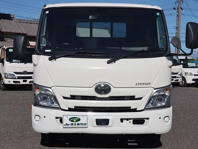 トヨタ ダイナ 2RG-XZU722(2WD)の写真3