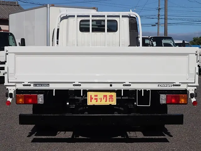 トヨタ ダイナ 2RG-XZU722(2WD)の写真6
