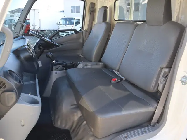 トヨタ ダイナ 2RG-XZU722(2WD)の写真33