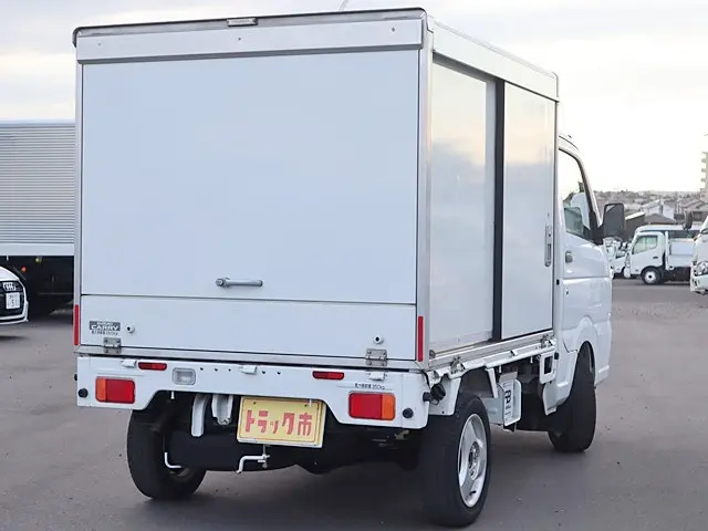 スズキ キャリイ EBD-DA16T(2WD)の写真5