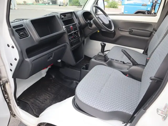 スズキ キャリイ EBD-DA16T(2WD)の写真34