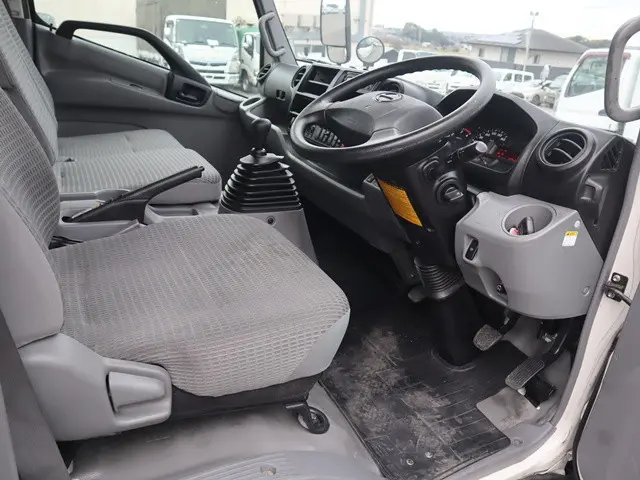 日野 デュトロ TKG-XZU720M(2WD)の写真36
