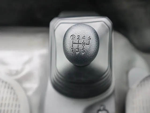 日野 デュトロ TKG-XZU720M(2WD)の写真41