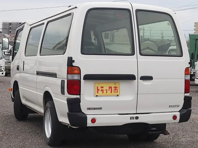 トヨタ ダイナ LDF-KDY241V(2WD)の写真7