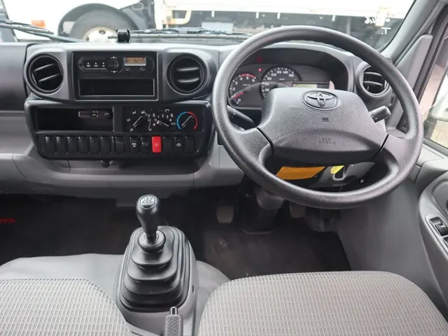トヨタ ダイナ LDF-KDY241V(2WD)の写真33
