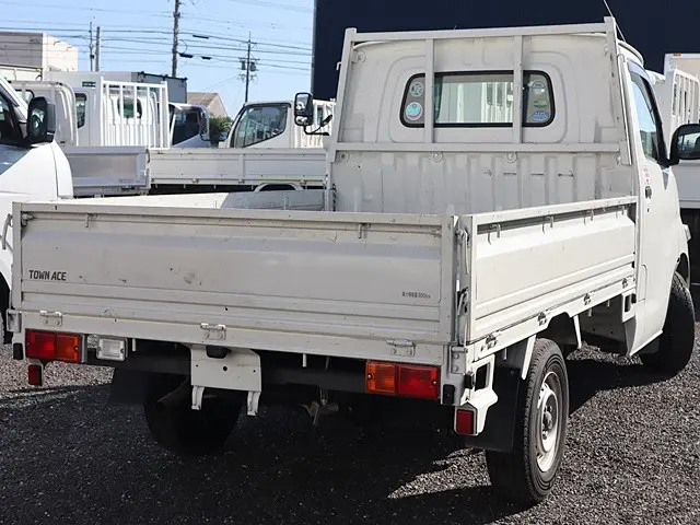 トヨタ タウンエーストラック DBF-S402U(2WD)の写真3