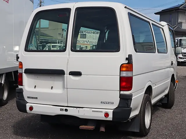 トヨタ ダイナ LDF-KDY241V(2WD)の写真3