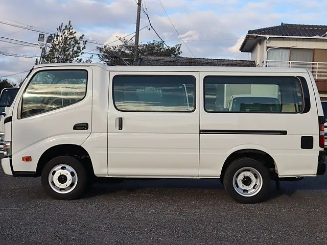 トヨタ ダイナ LDF-KDY241V(2WD)の写真9