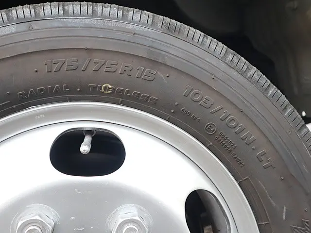 トヨタ ダイナ LDF-KDY241V(2WD)の写真19