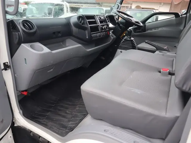 日野 デュトロ 2RG-XZU710M(2WD)の写真31