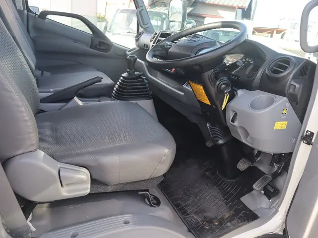 日野 デュトロ 2RG-XZU710M(2WD)の写真29