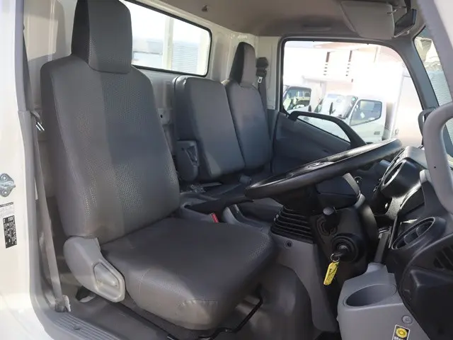 日野 デュトロ 2RG-XZU710M(2WD)の写真30