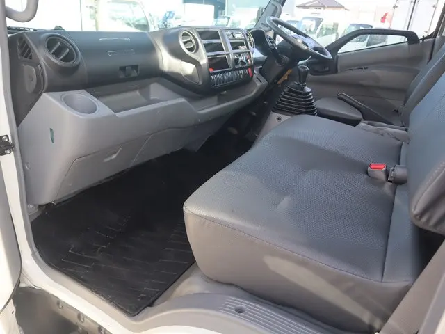 日野 デュトロ 2RG-XZU710M(2WD)の写真31