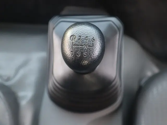 日野 デュトロ 2RG-XZU710M(2WD)の写真34