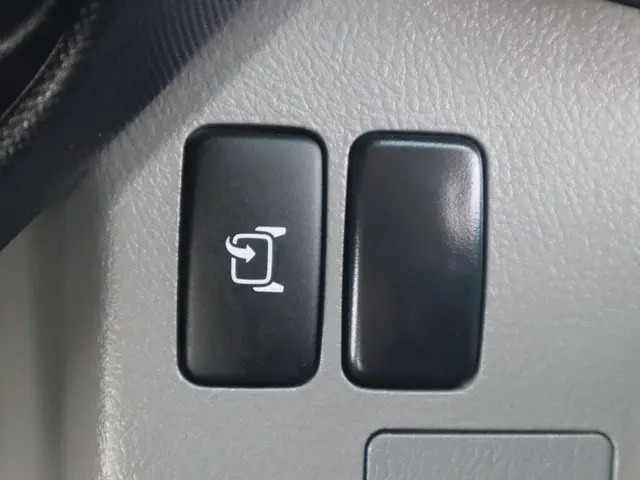 日野 デュトロ 2RG-XZU710M(2WD)の写真36