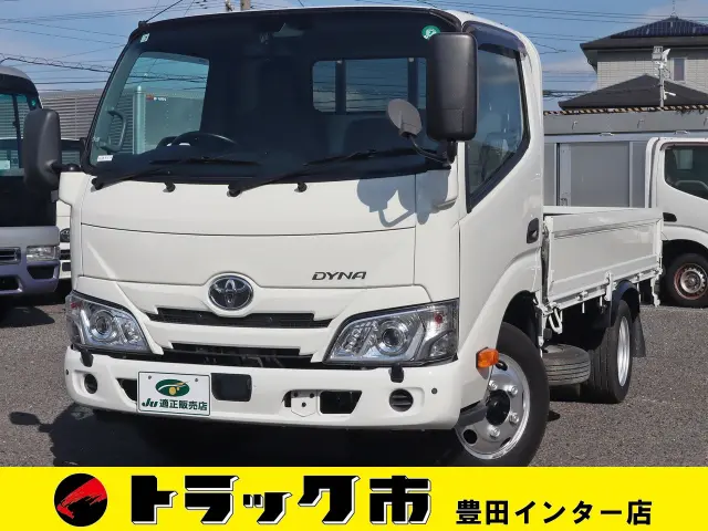 トヨタ ダイナ 2RG-XZU605(2WD)の写真1