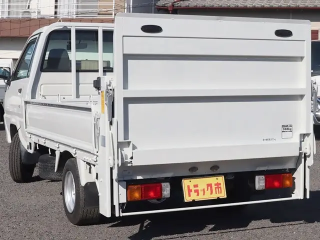 トヨタ タウンエーストラック GK-KM75(2WD)の写真7