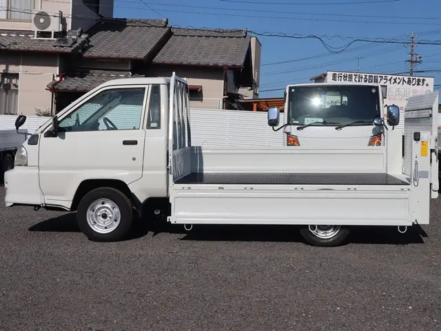 トヨタ タウンエーストラック GK-KM75(2WD)の写真11