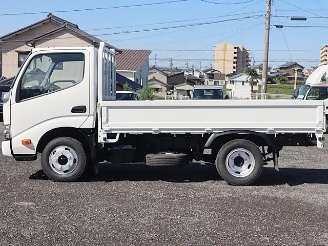 トヨタ トヨエース TKG-XZU605(2WD)の写真9