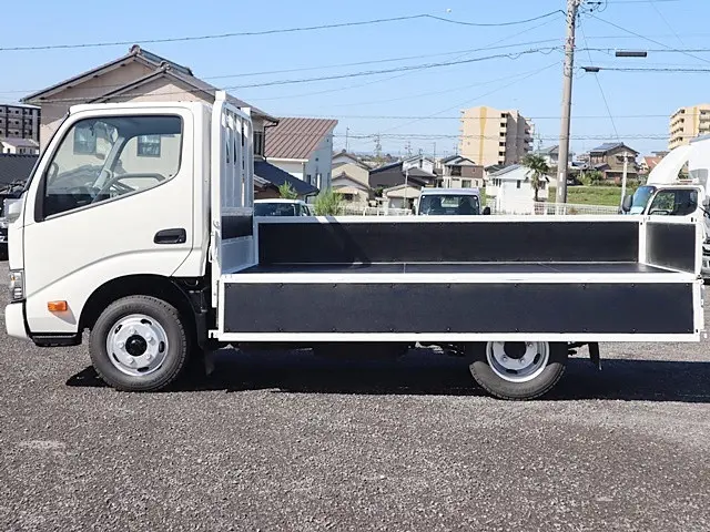トヨタ トヨエース TKG-XZU605(2WD)の写真13
