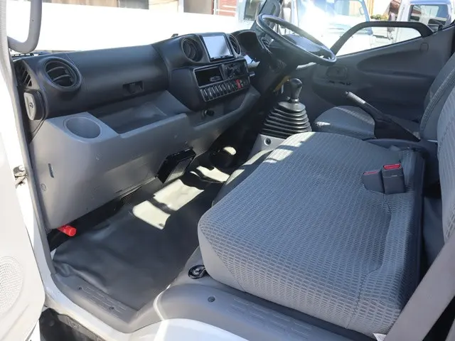 トヨタ トヨエース TKG-XZU605(2WD)の写真30